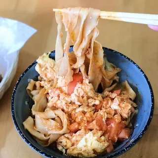 Scrambled Egg Tomato Hand-Pulled Noodles