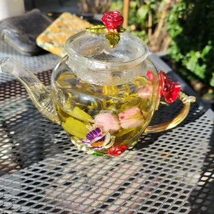 Rose and Green loose leaf tea!