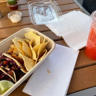 food, nachos