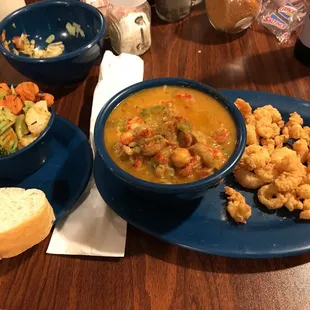 WOW....$20 crawfish étouffée... those crawfish must be made out of gold or something....but as far as flavor it was good.