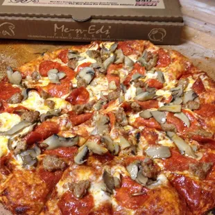 food, pizza