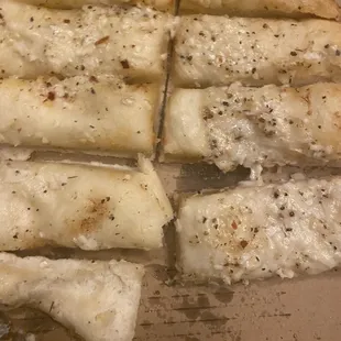 what a rip off!!! I ordered cheese bread not garlic bread.