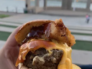 Curveball Slider Truck