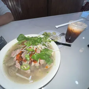 THAI TEA COMBO PHO (DAC BIET)