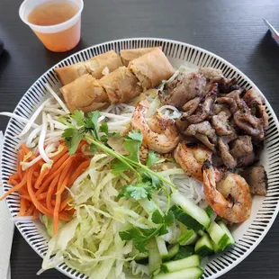 Lemongrass pork combo with rice noodle