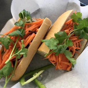 Chicken Banh Mi