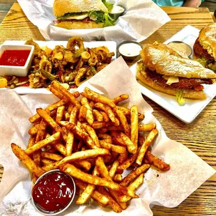 Golden fries and amazing sandwiches!