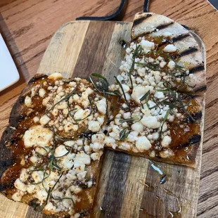 Fig flatbread