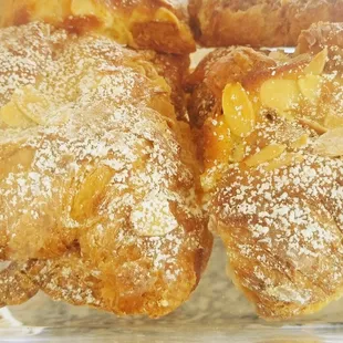 &quot;Almond croissants&quot;