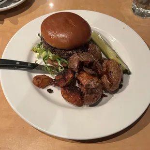 Lark Burger