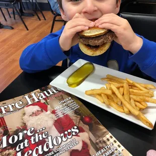 Jasper loves the kid hamburger here!