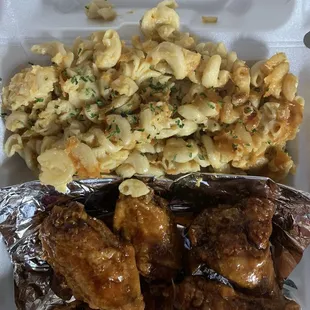 chicken wings and fried chicken, bbq chicken, chicken wings, food, fried chicken, bbq wings, fried chicken wings, chicken, poultry