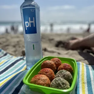 Fire and parsley turkey 
Meatballs, the perfect on the go Beach snack