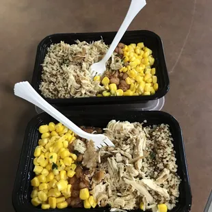 Shredded chicken, beans, quinoa and corn! So delish!