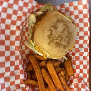 Mean Mac and Cheeseburger with Sweet Potato Fries