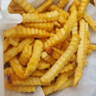 Fresh, Delish fries, lightly seasoned. Crisp on the outside, warm and soft inside.