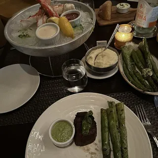 Alaskan king Crab Legs