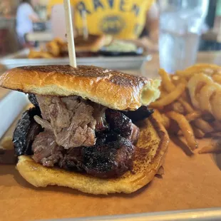 Burnt End lunch special