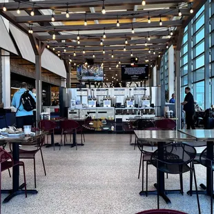 This place is always clean. It's always neat and the service is always good.