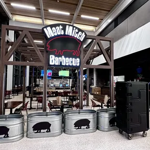 barbecue beckoning you to come on in