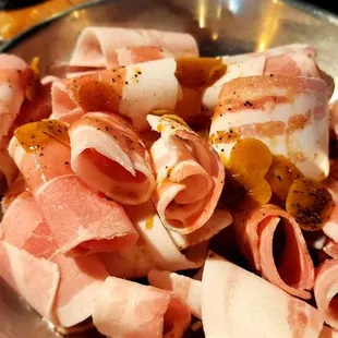 Thinly sliced garlic pork Belly