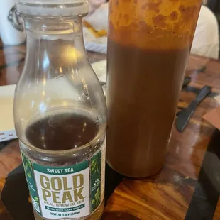 Bottled tea
