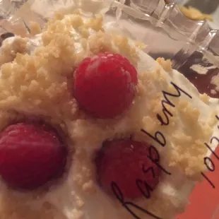 dessert, food