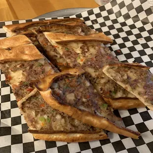 Meaux Jeaux Pizza