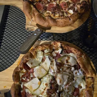 Pear Pizza, omg the BEST!!