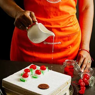 dessert, food