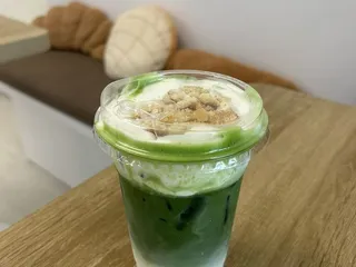 Pan Pan Bakery And Cafe