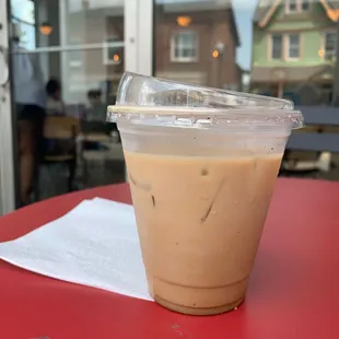 Peaches and cream latte