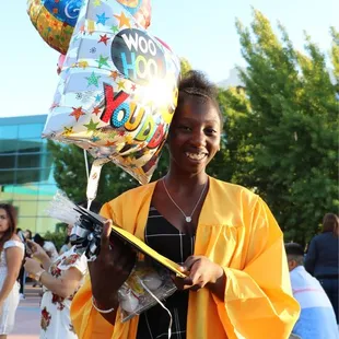 Daddies Baby Girl graduated 2018 with A 3.5 GPA. Zoie GrayII.