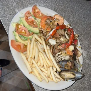 Mariscada plate