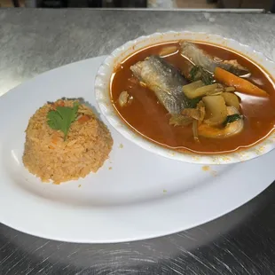 Caldo de pescado