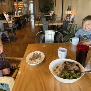 My children love this food!  If you have little ones and are looking for a family friendly place this is it!!!