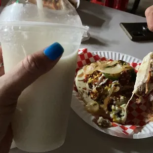 Arepa especial y jugo de guanábana!