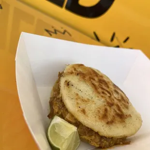 Arepa filled with chicharrón