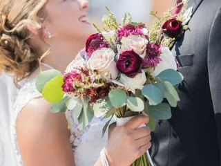 Honey's House of Flowers