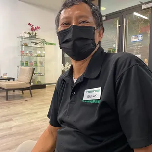 Erick from MEDIC808.  Honest service with a smile