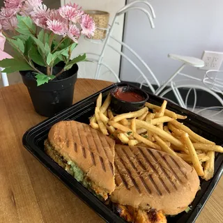 Pesto Chicken Panini Lunch