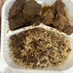 Rabo y chivo (Oxtail &amp; Goat) with Moro de Guandules.