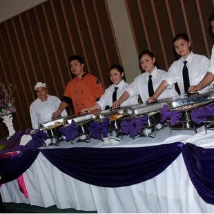 Medinas catering team