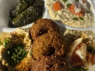 Cateus Pita Arabian Grill 