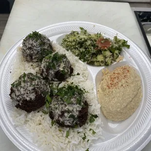 Falafel , hummus, tabulate and rice $14.99