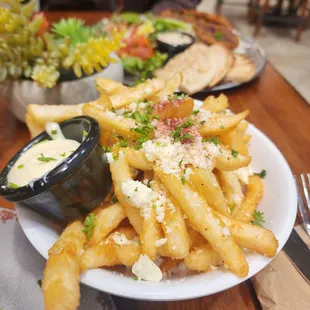 Greek fries