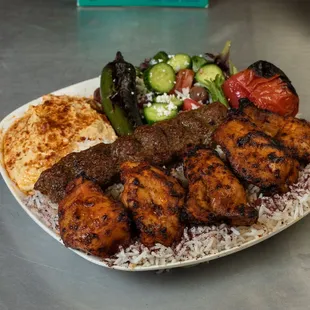 Ground Beef &amp; Chicken leg meat plate