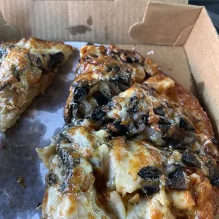 BBQ Chicken pizza