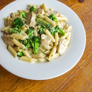 pasta dish, pasta, food