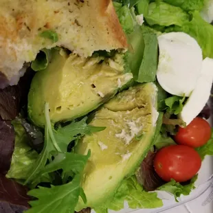 Mixed greens, avocado, mozzarella and garlic bread...yummm